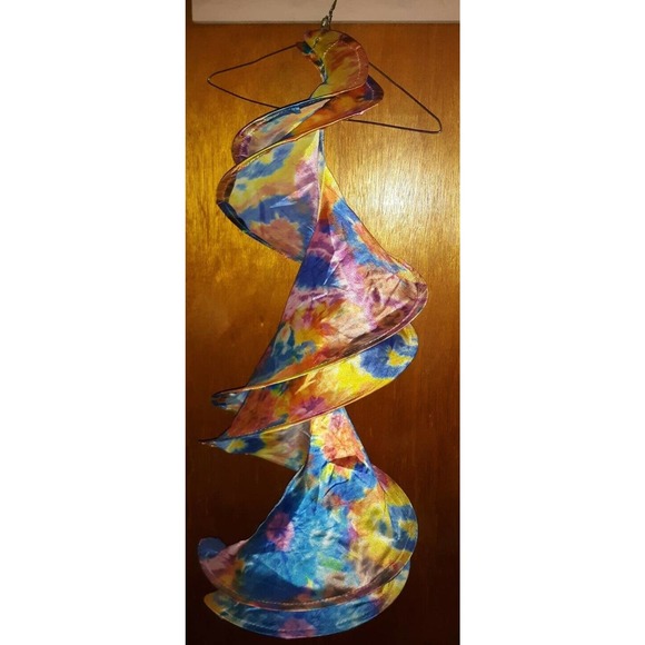 TYE DYE Rainbow Spiral Windsock Bright Colors Spinner Backyard Porch 2 FT - Picture 1 of 1
